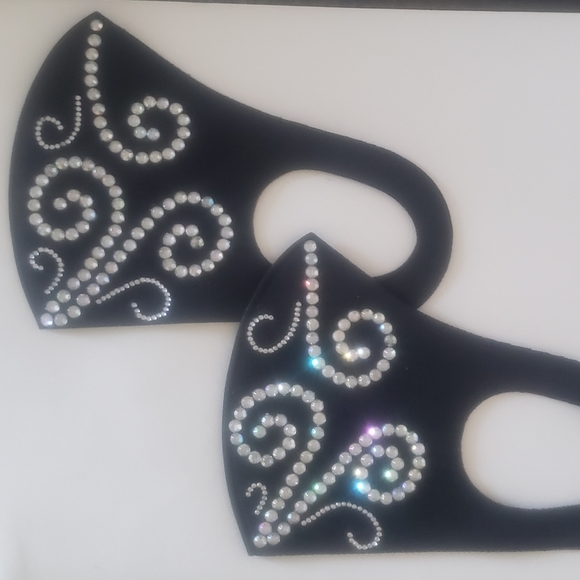 Rhinestones face mask - Picture 3 of 3